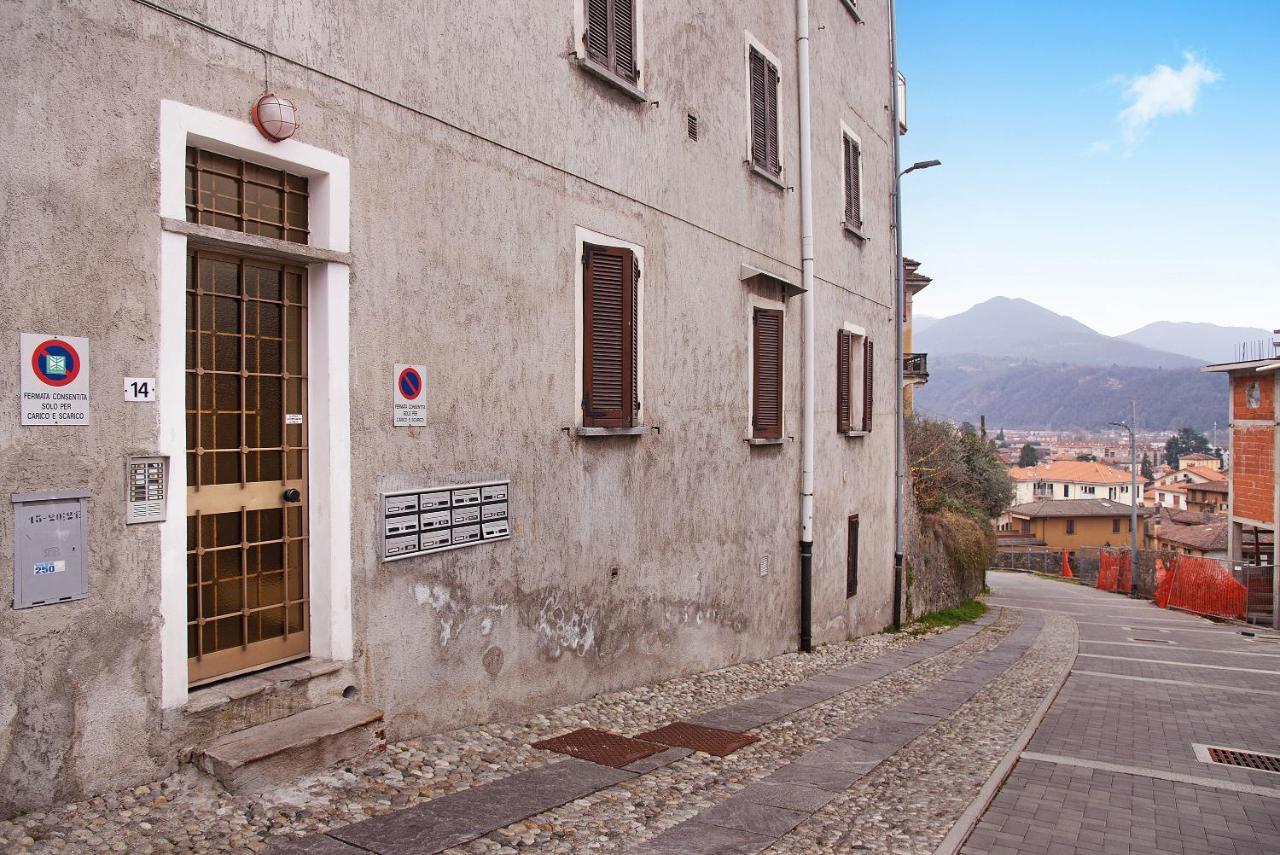 Апартаменты Efihouse Lago Maggiore Луино Экстерьер фото